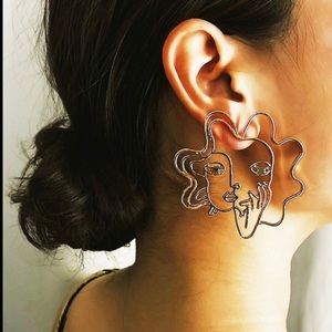 🆕HOLLOW FACE DESIGN